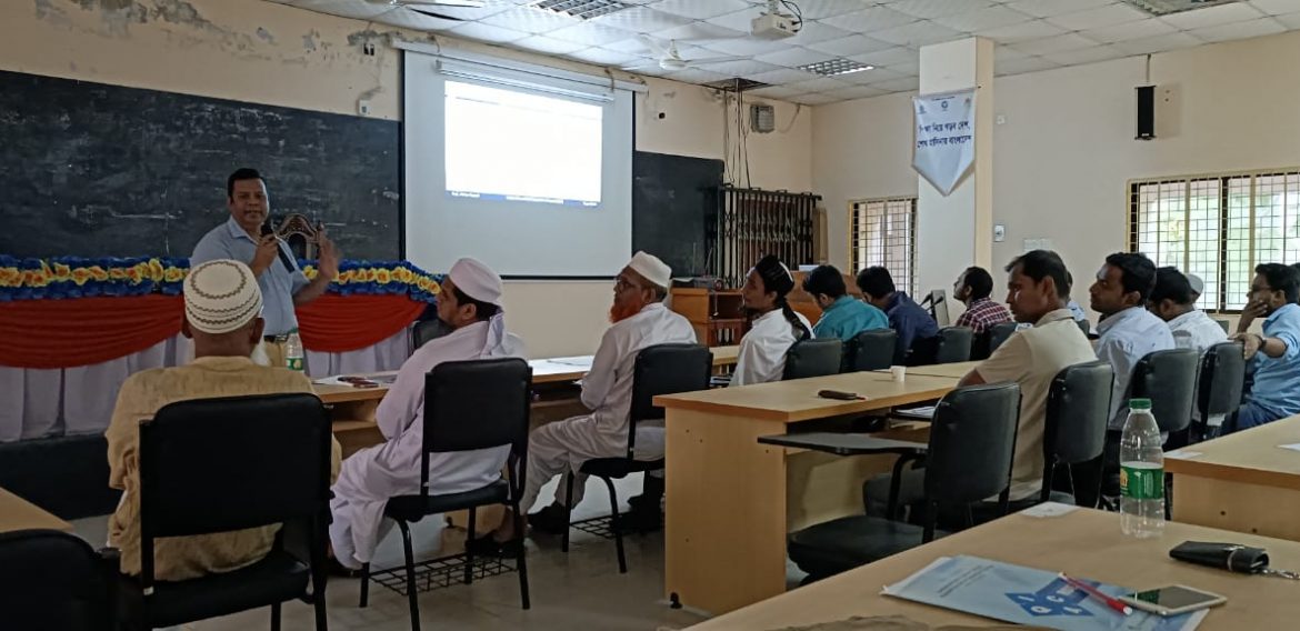 IQAC IUB Director conducts a day-long workshop on Outcome Based Teaching-Learning and Assessment at RUET